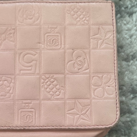 Vintage Chanel Pink Lambskin Precious Symbols Pochette - Picture 13 of 15